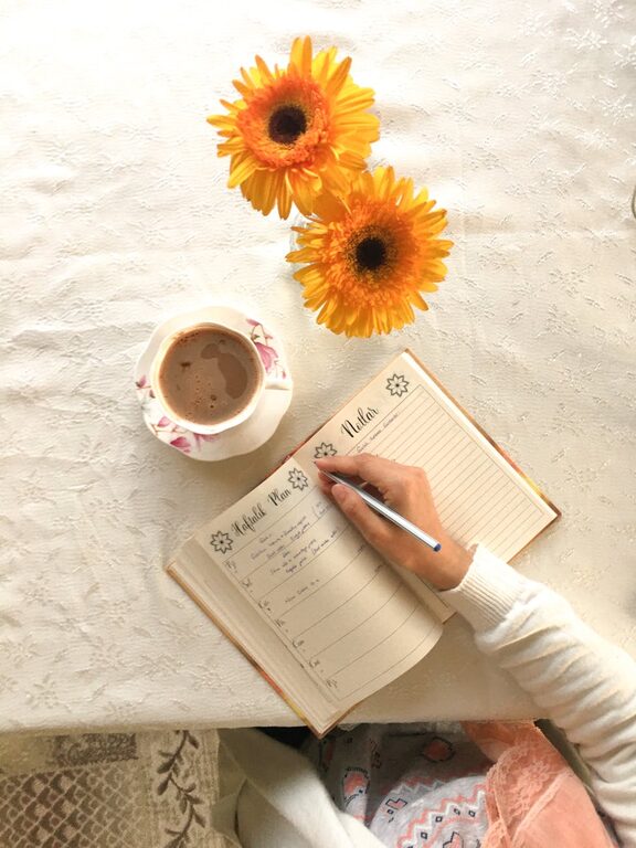 How to Design a Weekly Reset Routine for a Fresh Start